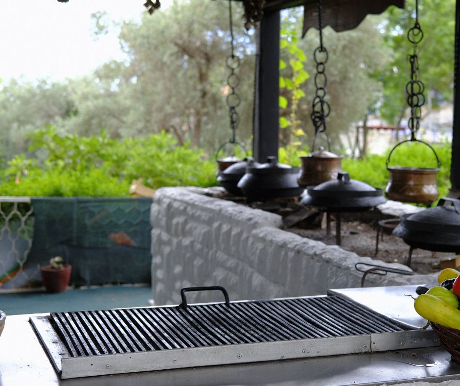 Outdoor Kitchen Idea